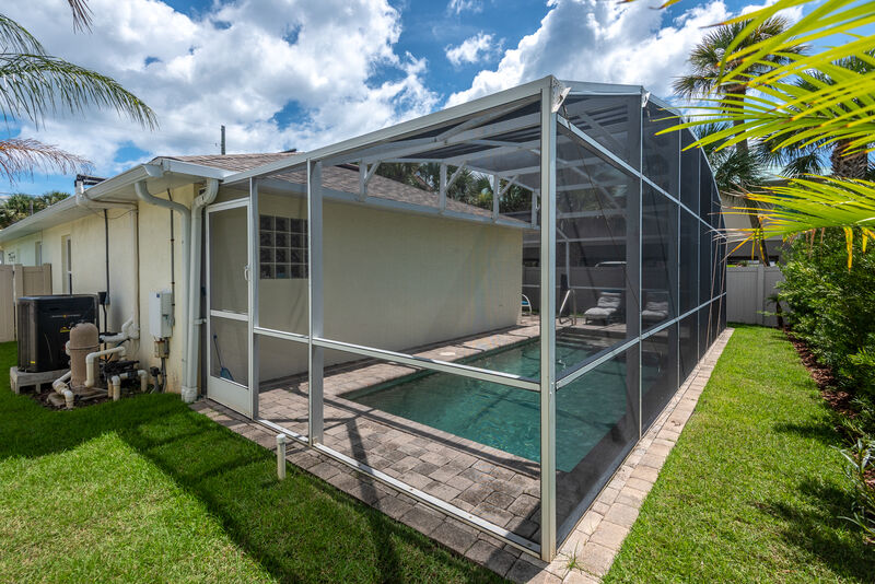 Fenced back yard — the Lighthouse, New Smyrna Beach